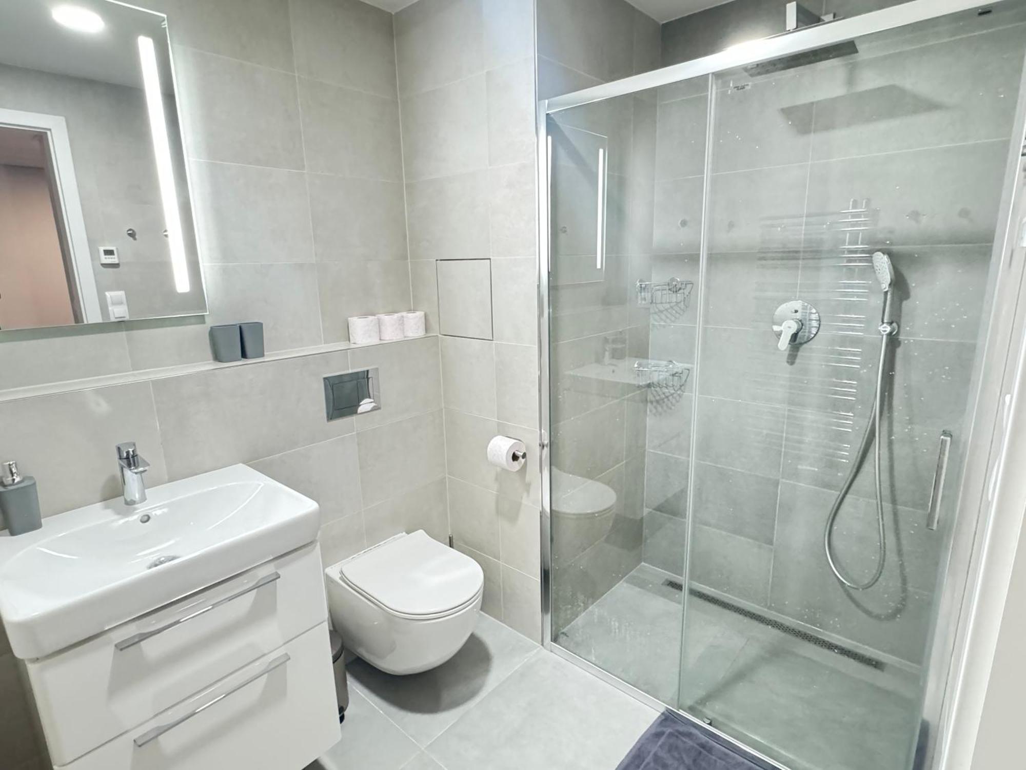 Free Parking - Cozy Apartment Near Vysehrad Railway Bridge Praga Exterior foto