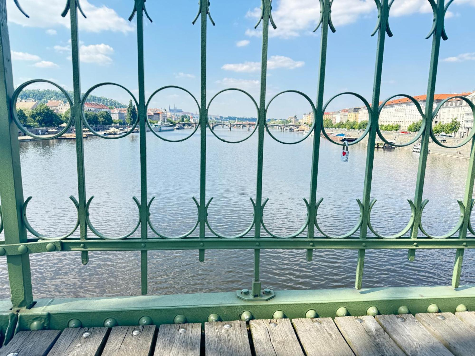 Free Parking - Cozy Apartment Near Vysehrad Railway Bridge Praga Exterior foto